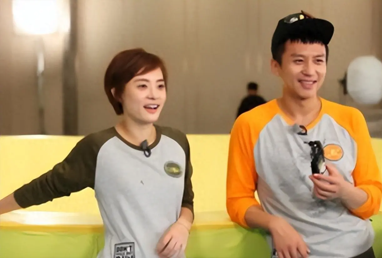 图0：邓超一招化解孙俪“认错老公”！专家：离婚率直降47%