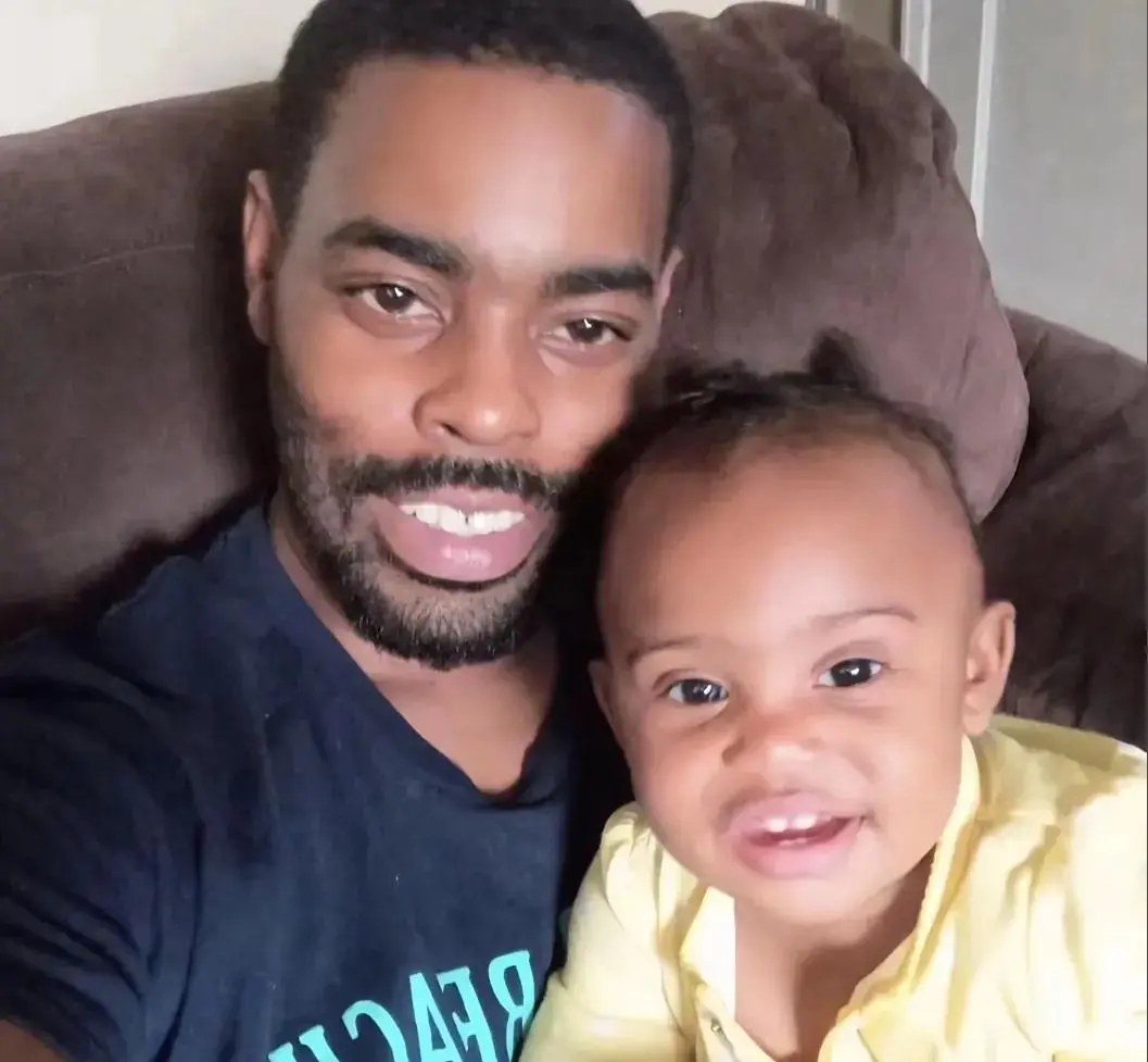 图1：“甲亢哥”频繁换女友，直播内容都是三俗，凭啥他能出圈？