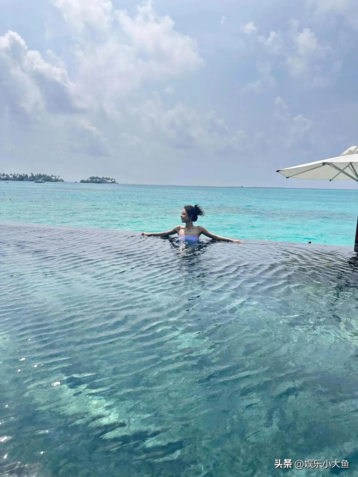 图6：赵今麦晒海边游玩照，暴瘦惊人！粉丝心疼：健康比什么都重要