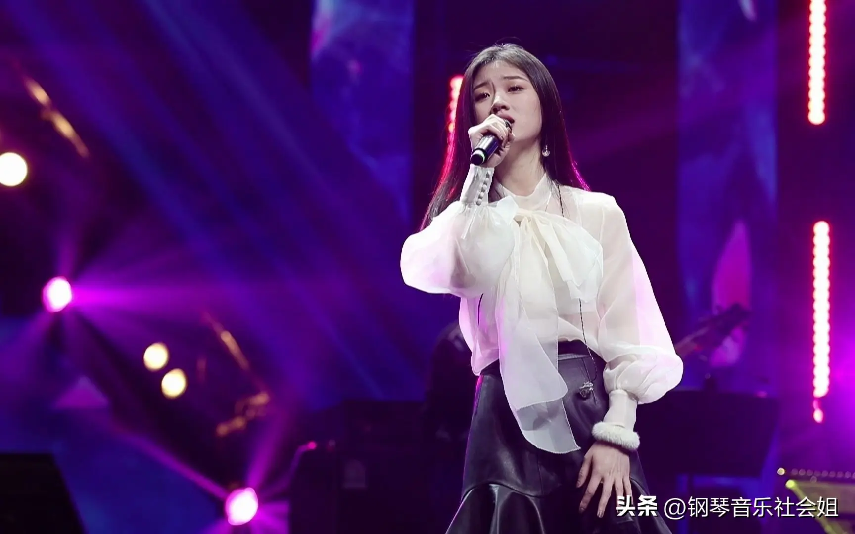 图3：《歌手2025》确认阵容7位首发，国际组合乐队来袭， 王蓉补位