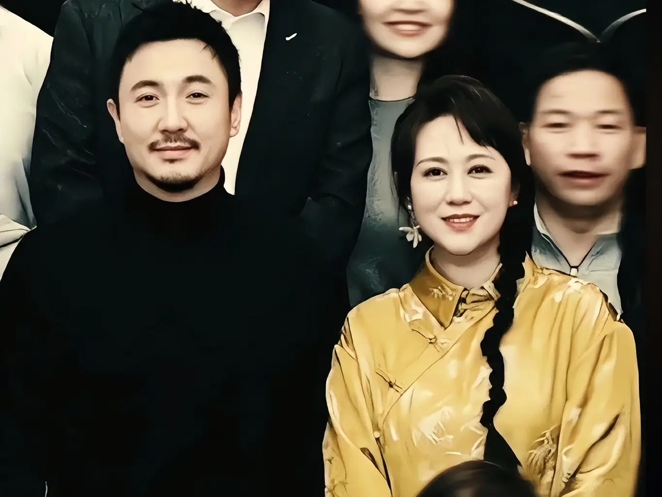 图8：马丽含泪表示：如果再网暴我们的家人，我和沈腾或许不再合作！